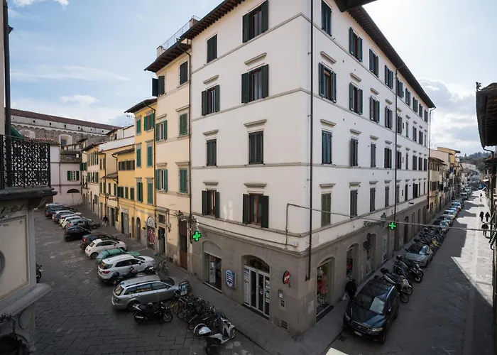 Apart Otel Leone Floransa